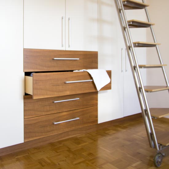 Raumhoher Einbauschrank